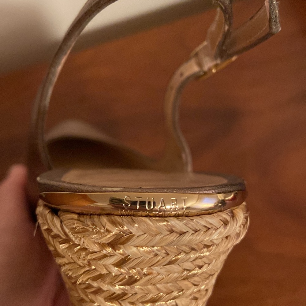 Stuart Weitzman - Picture 8 of 15